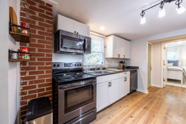 Downtown Bungalow Less Than 1 Miles To Uga Athens Exterior foto